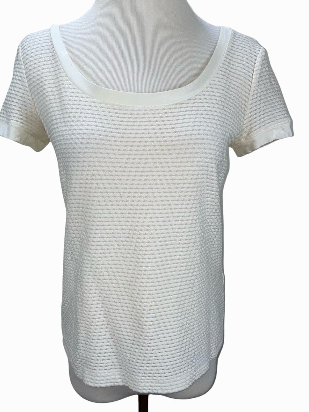 Armani Collezioni Textured White Short Sleeve Top Size L 12 Lightweight Stretch